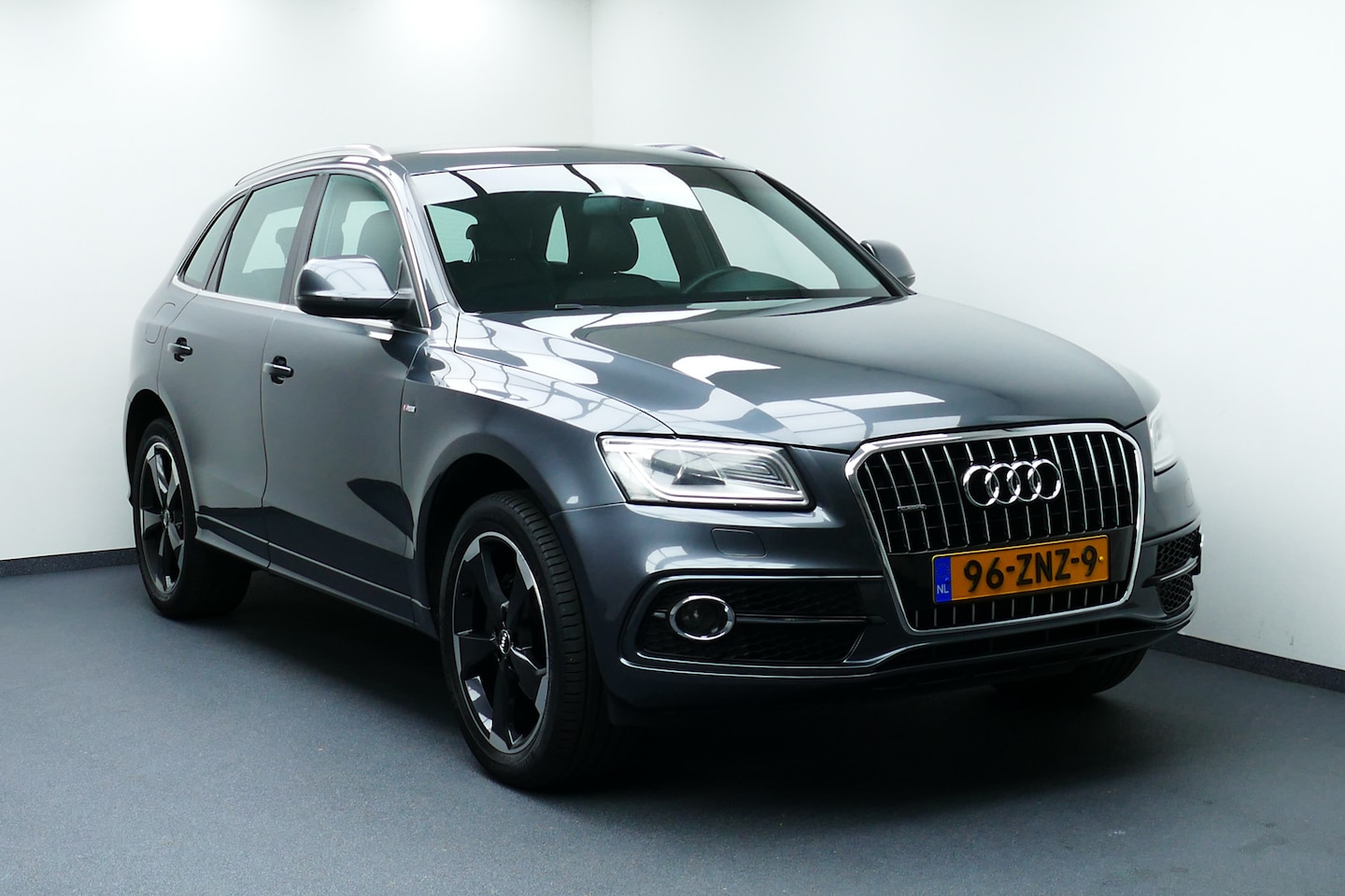 Audi Q5 - 2.0 225pk TFSI quattro S-Line S Edition. Leer, Navi, Xenon, Stoelverw, 20"LMV, Haak 2000kg - AutoWereld.nl