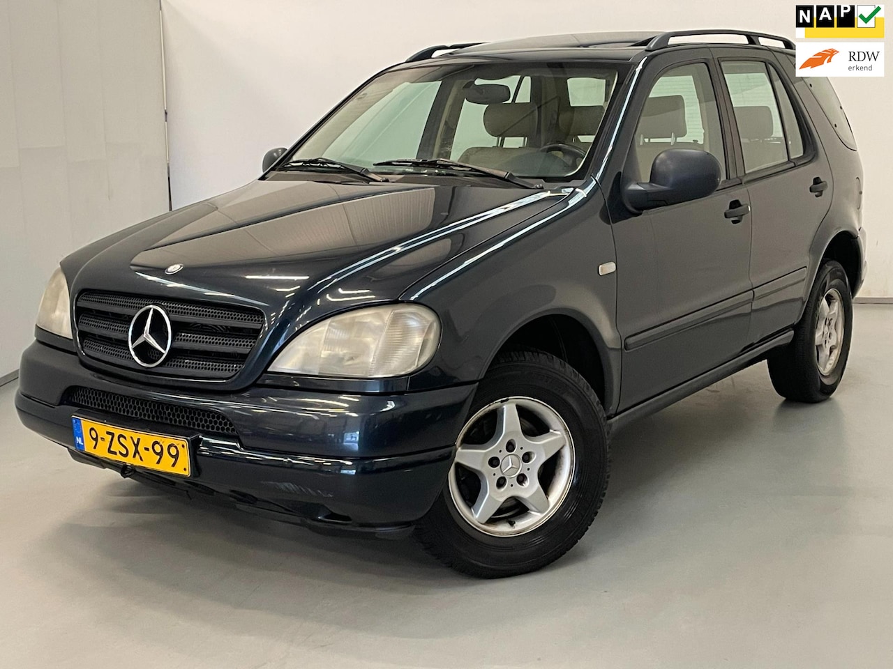 Mercedes-Benz M-klasse - 320 / Export / Schuifdak / Leder / Trekhaak - AutoWereld.nl