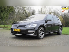 Volkswagen e-Golf - E-Golf Leder Camera Warmtepomp vol optie