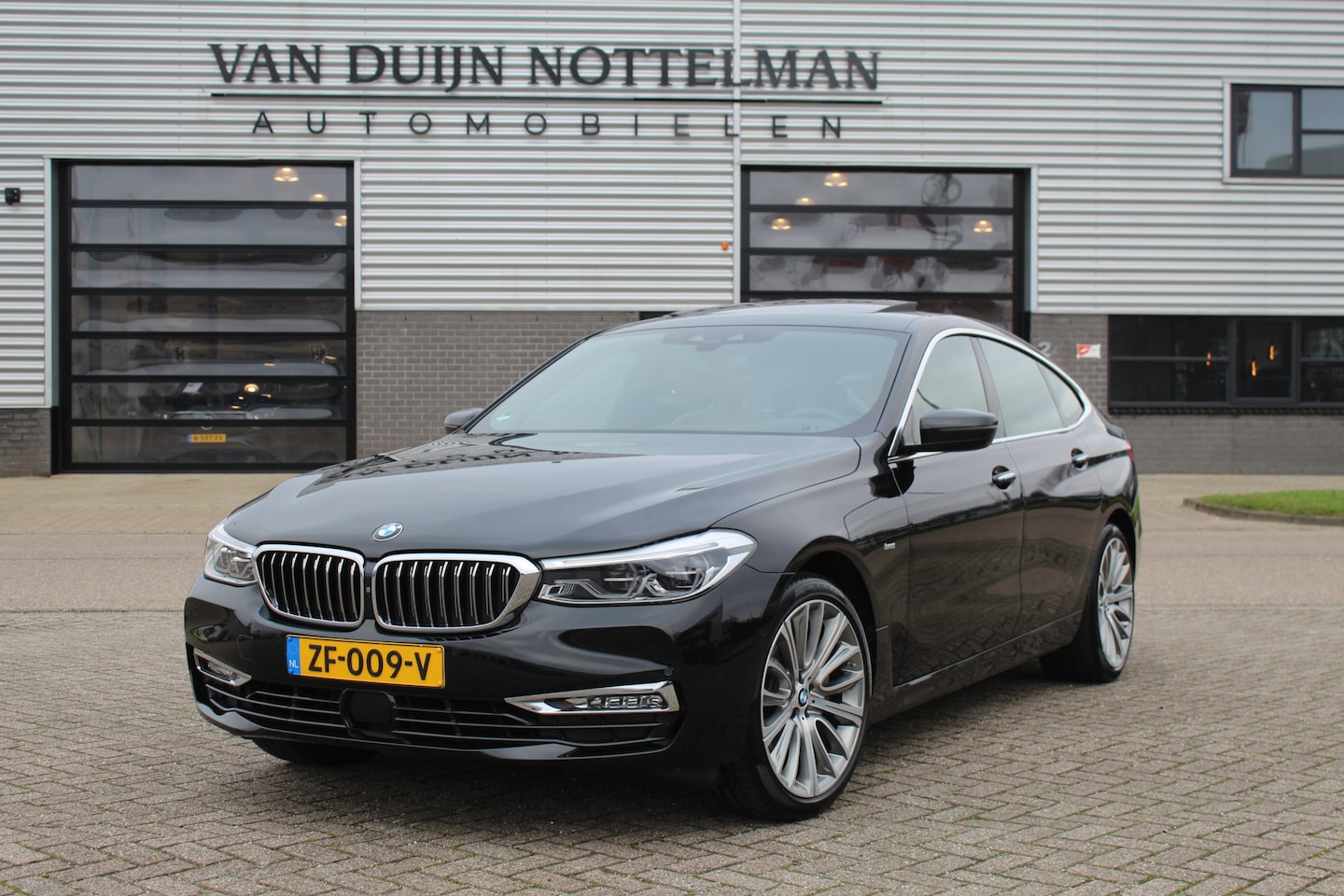 BMW 6-serie Gran Turismo - 640i High Executive / Panoramadak / HUD / N.A.P. - AutoWereld.nl