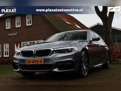 BMW 5-serie - 530i High Executive Aut. | M-Pakket | Adaptieve Cruise | Panorama | Trekhaak | Full Led |