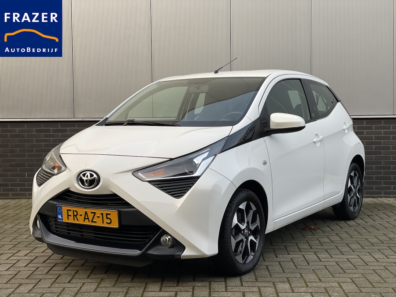 Toyota Aygo - 1.0 VVT-i x-play RIJKLAAR - AutoWereld.nl