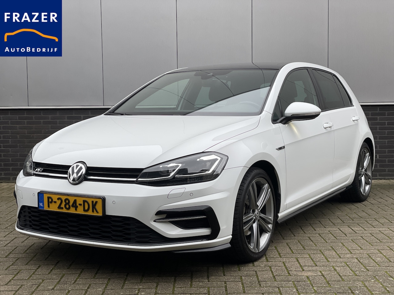 Volkswagen Golf - 1.4 TSI 3 x R-line PANO / LED / VIRTUAL / FULL / RIJKLAAR - AutoWereld.nl