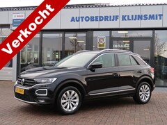 Volkswagen T-Roc - 1.5 TSI Sport Executive | Park-Assist | Leder | Stoelverw | Navigatie |