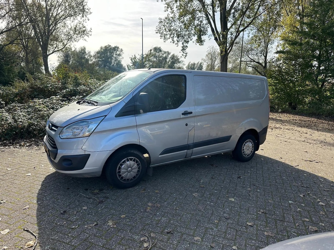 Ford Transit Custom - 270 2.2 TDCI Trend Airco Cruise 3 Pers - AutoWereld.nl