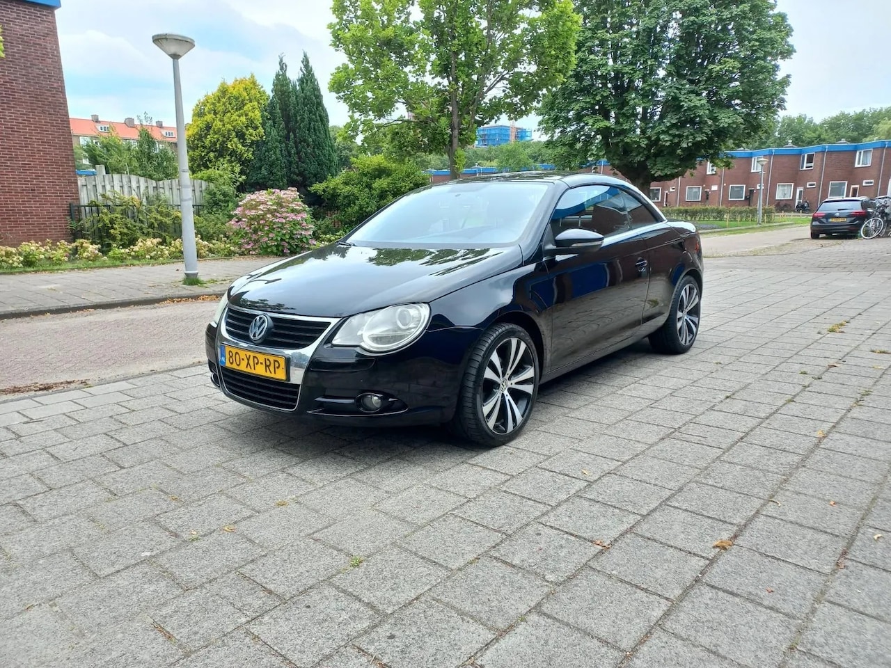 Volkswagen Eos - 1.6-16v FSI Airco Black Magic NW APK - AutoWereld.nl