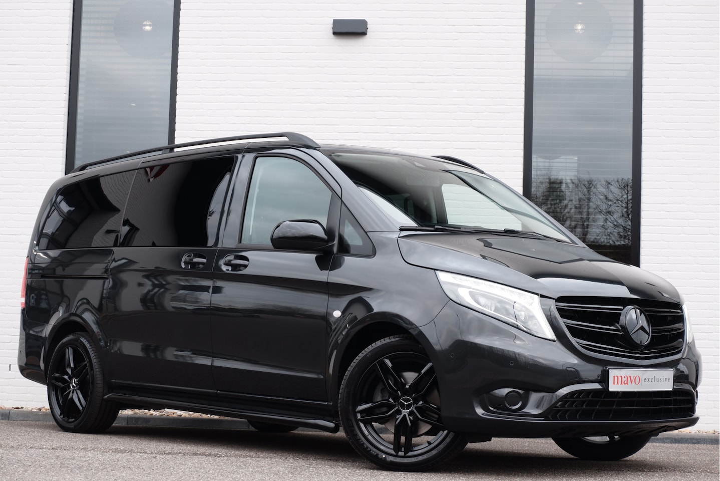 Mercedes-Benz Vito - 116 CDI / Aut / DC / 2x Schuifdeur / Led-Xenon / 6-persoons / Vol Opties / NIEUWSTAAT - AutoWereld.nl