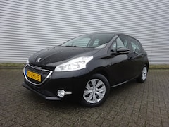 Peugeot 208 - 1.2 VTi Envy 1e Eigenaar / Navi / Trekhaak / Cruise control / Climate control