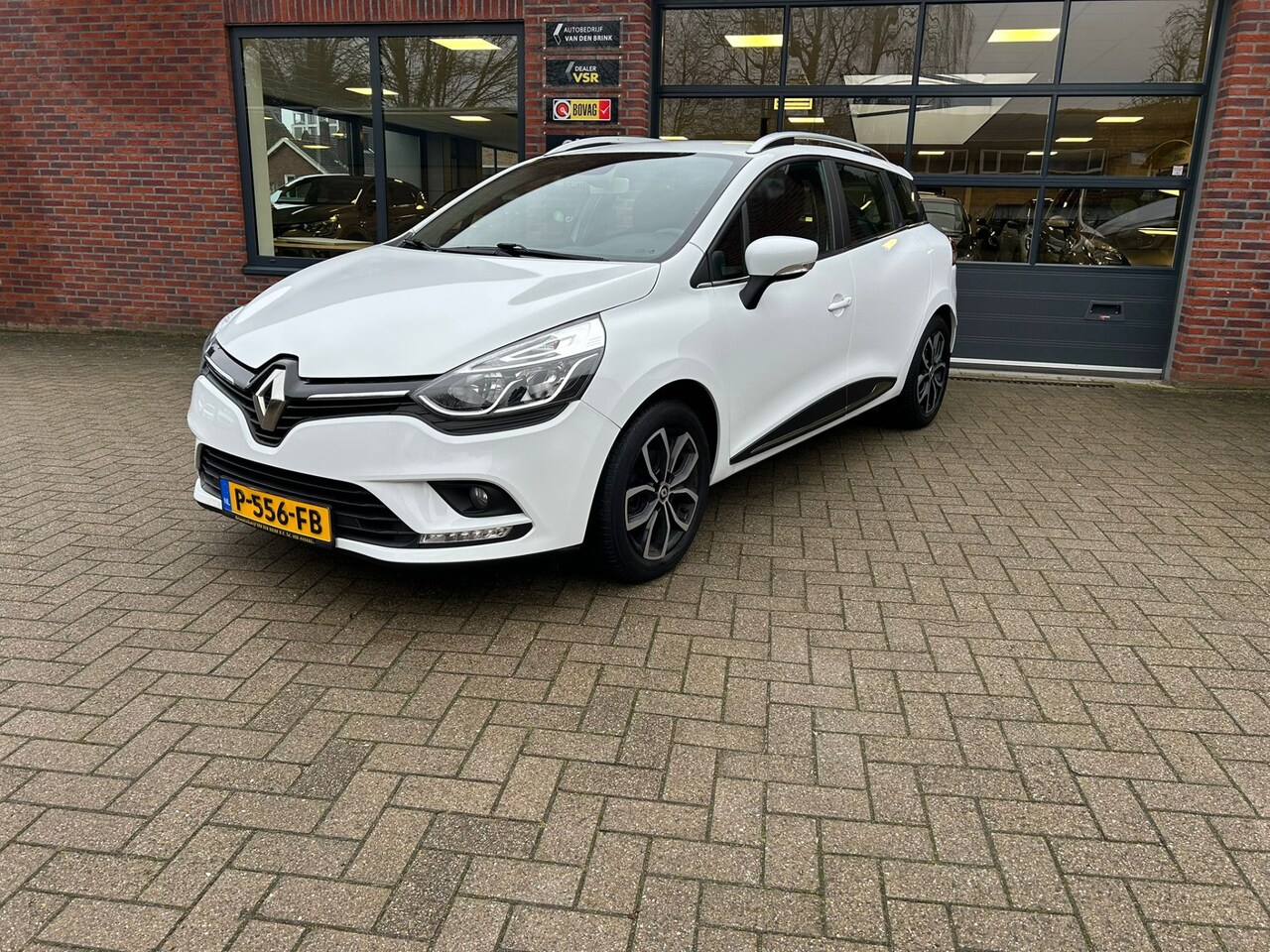 Renault Clio Estate - 0.9 TCe Limited 0.9 TCe Limited - AutoWereld.nl