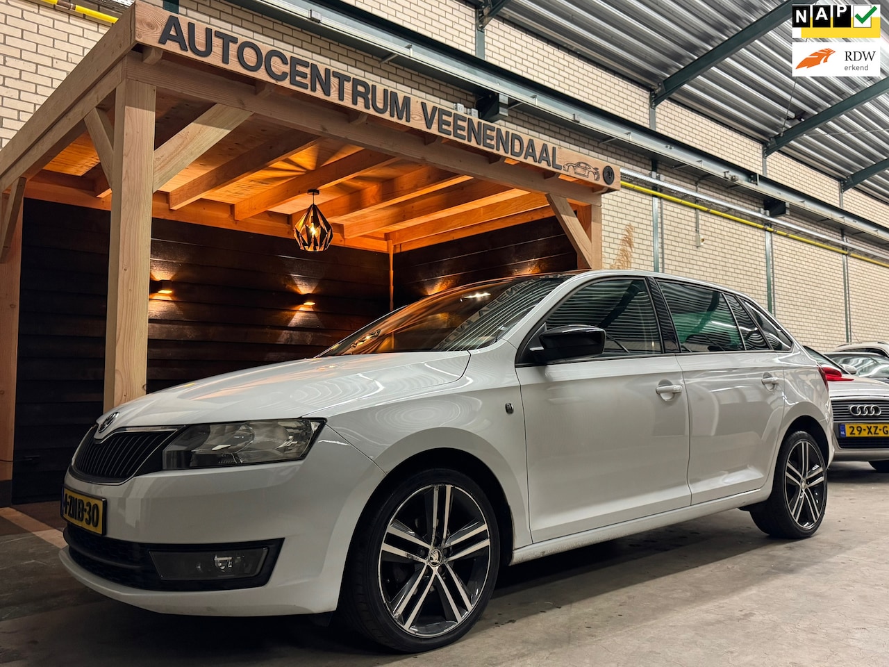 Skoda Rapid Spaceback - 1.2 TSI Greentech PANO/AIRCO/CRUISE - AutoWereld.nl