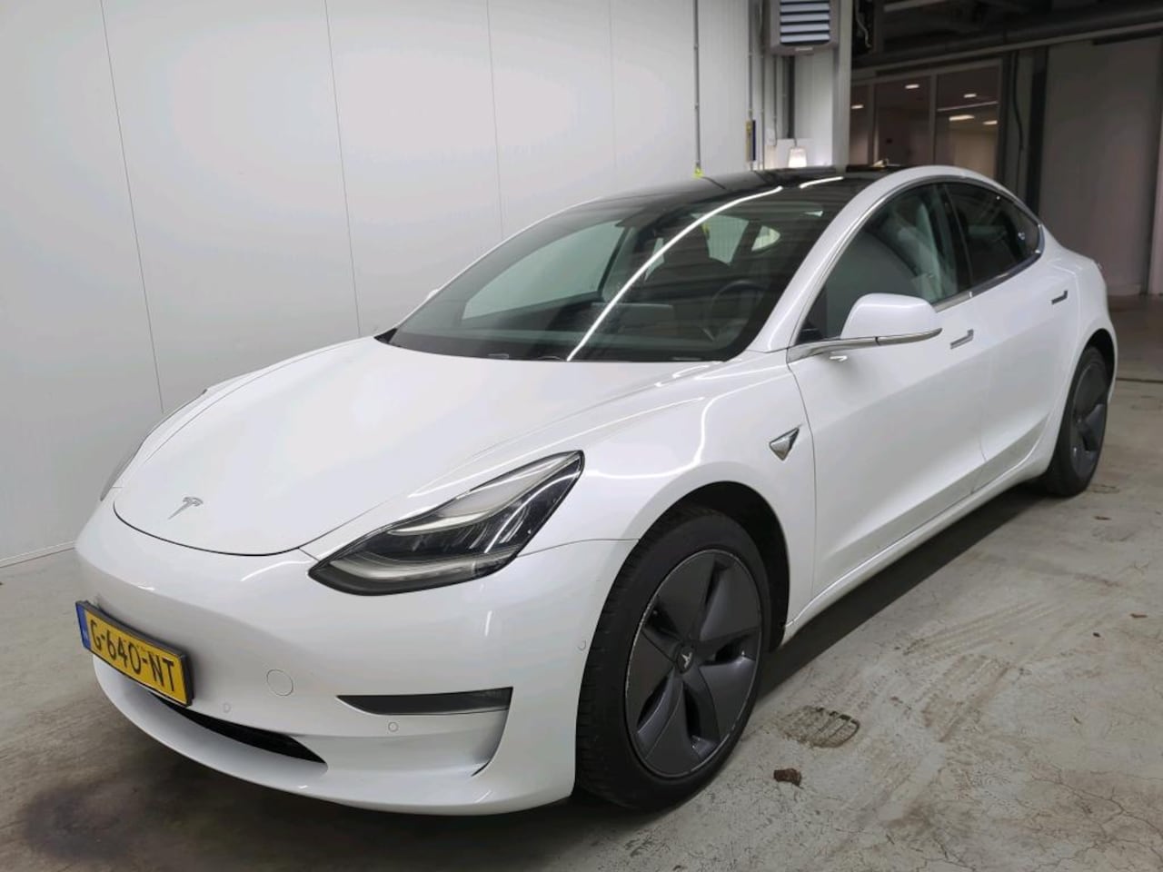 Tesla Model 3 - Long-Range AWD 351pk 75 kWh [ AUTOPILOT+620KM WLTP+PREMIUM AUDIO ] - AutoWereld.nl