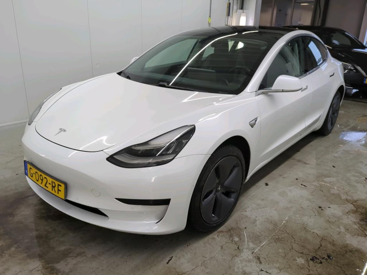 Tesla Model 3 - Standard RWD Plus [ AUTOPILOT+60 kWh+PREMIUM AUDIO ] - AutoWereld.nl