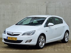 Opel Astra - 1.6 Turbo Cosmo automaat apk 12-2025