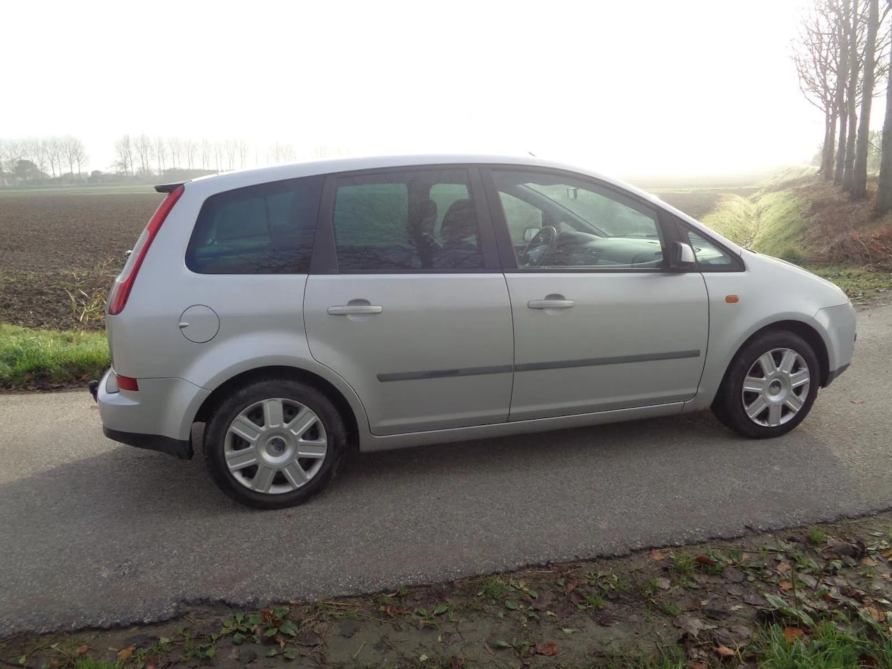 Ford Focus C-Max - 1.8-16V Trend 1.8-16V Trend - AutoWereld.nl