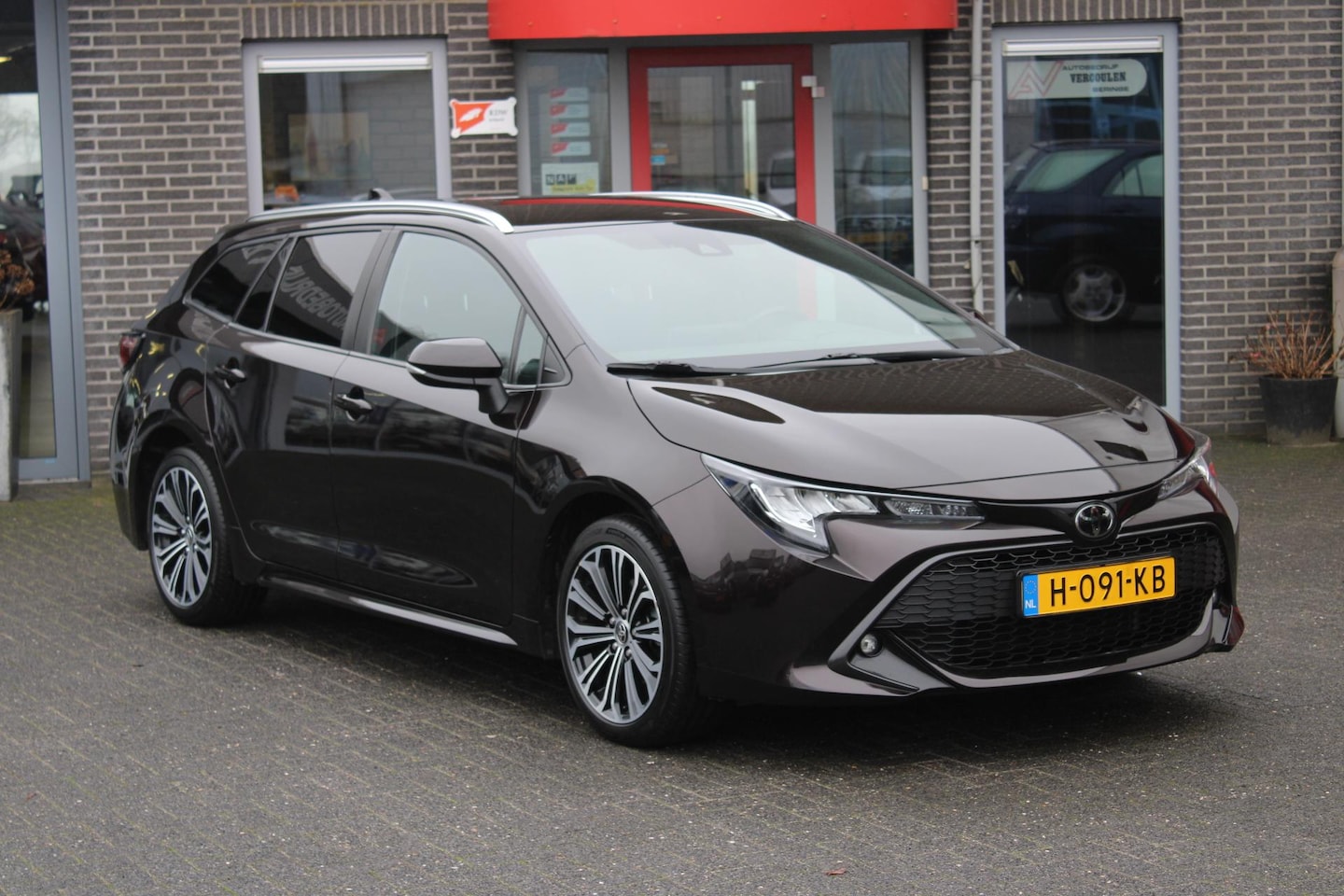 Toyota Corolla Touring Sports - 1.2 Turbo Dynamic Trekhaak Incl Garantie!! - AutoWereld.nl