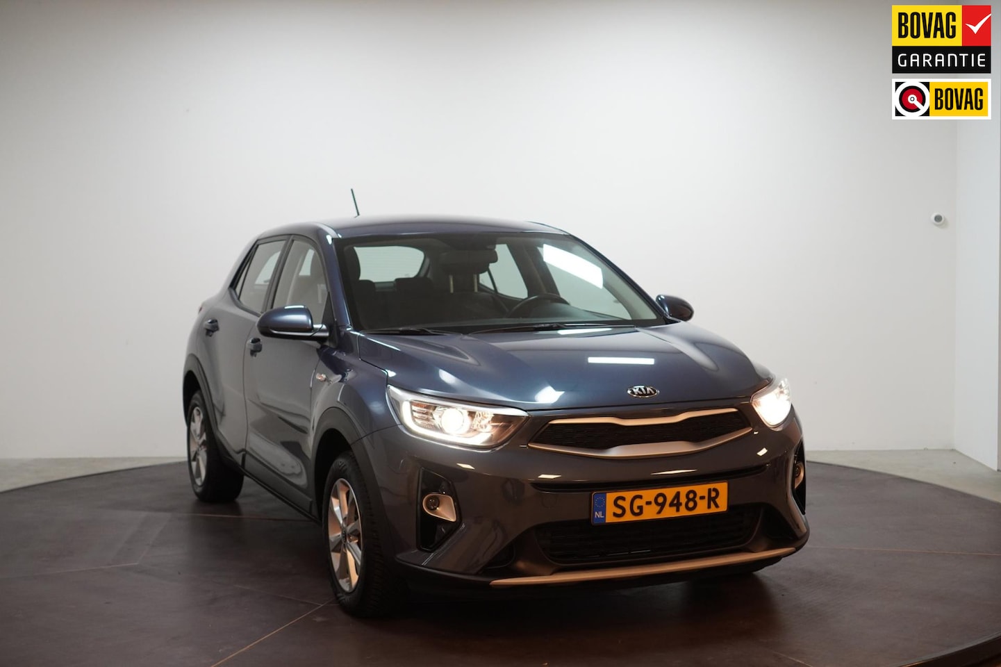 Kia Stonic - 1.2 MPi ComfortPlusLine Navigator / Trekhaak / Achteruitrijcamera - AutoWereld.nl