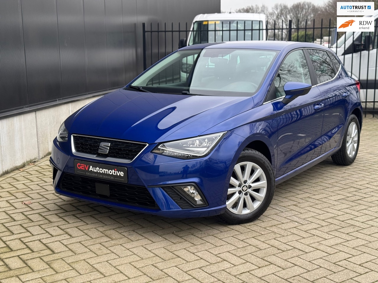 Seat Ibiza - 1.0 TSI Style Cruise | Navi | LED | PDC | Stoelverwarming - AutoWereld.nl