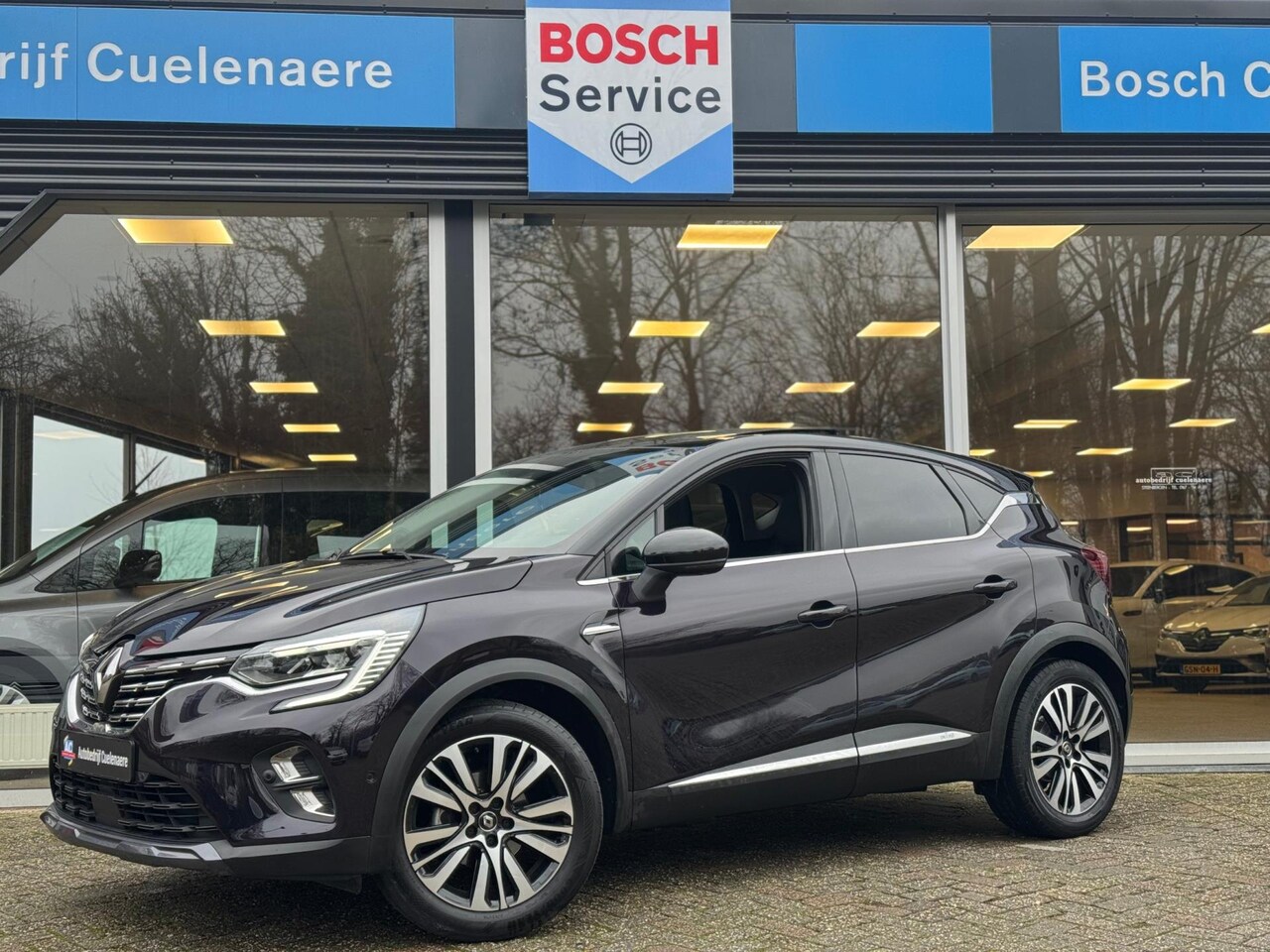 Renault Captur - TCe 155 Initiale Paris Pano / Bose / 1e eigenaar / Leer / Stoel & stuurwiel verw / 360 cam - AutoWereld.nl