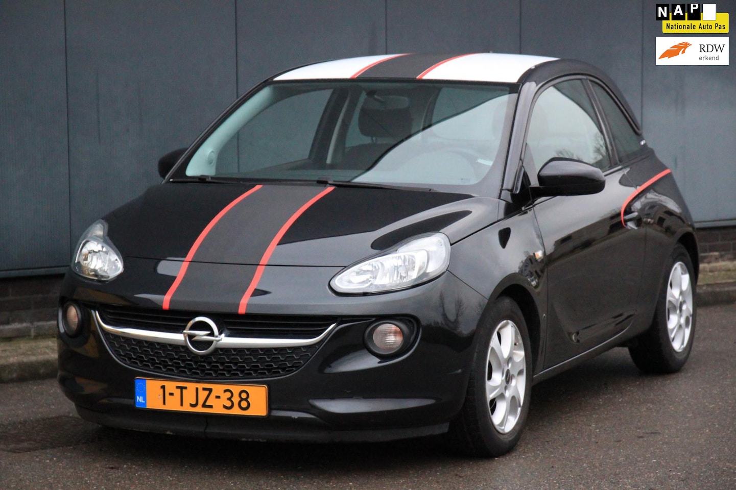 Opel ADAM - 1.2 Airco/Lmv/45000km - AutoWereld.nl