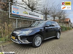 Mitsubishi Outlander - 2.4 PHEV intens+ Zeer luxe uitvoering