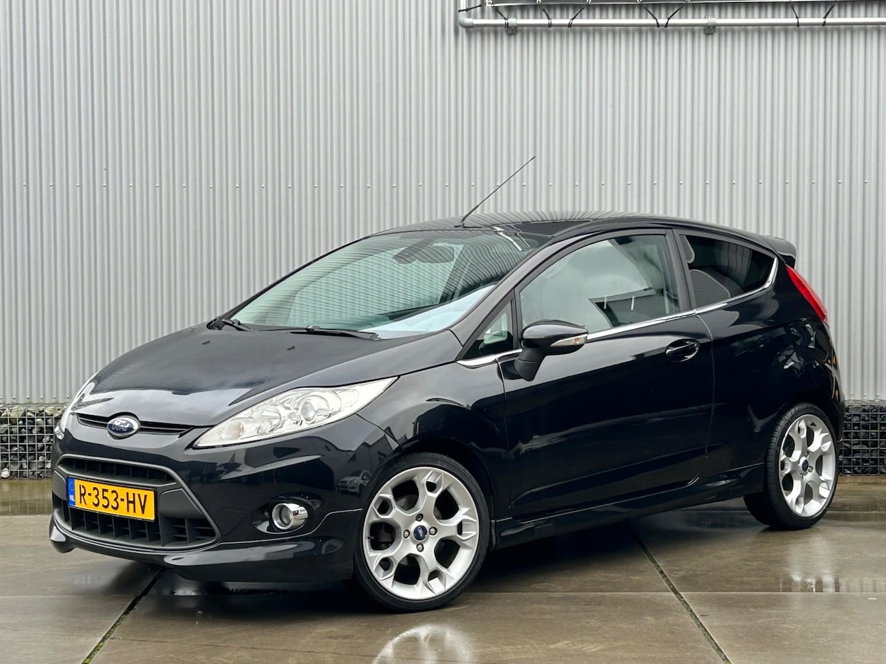 Ford Fiesta - 1.4 ST-Line, Climate control, Stoelverwarming, Lichtmetalen velgen - AutoWereld.nl