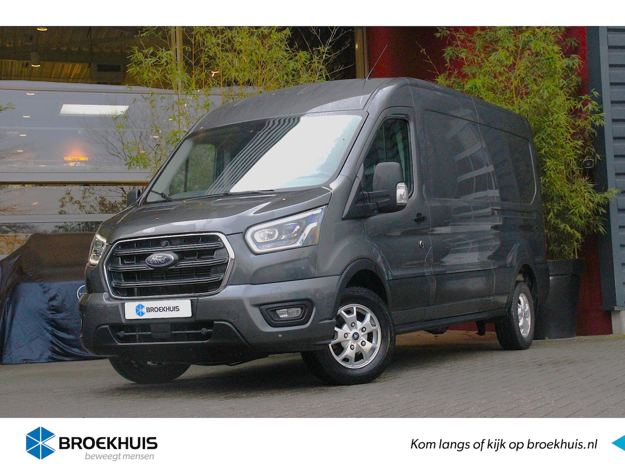 Ford Transit - 350 2.0 TDCI 165pk aut. L3H2 Limited RWD | 3500kg trekgewicht! | Adapt. Cruise | Trekhaak - AutoWereld.nl