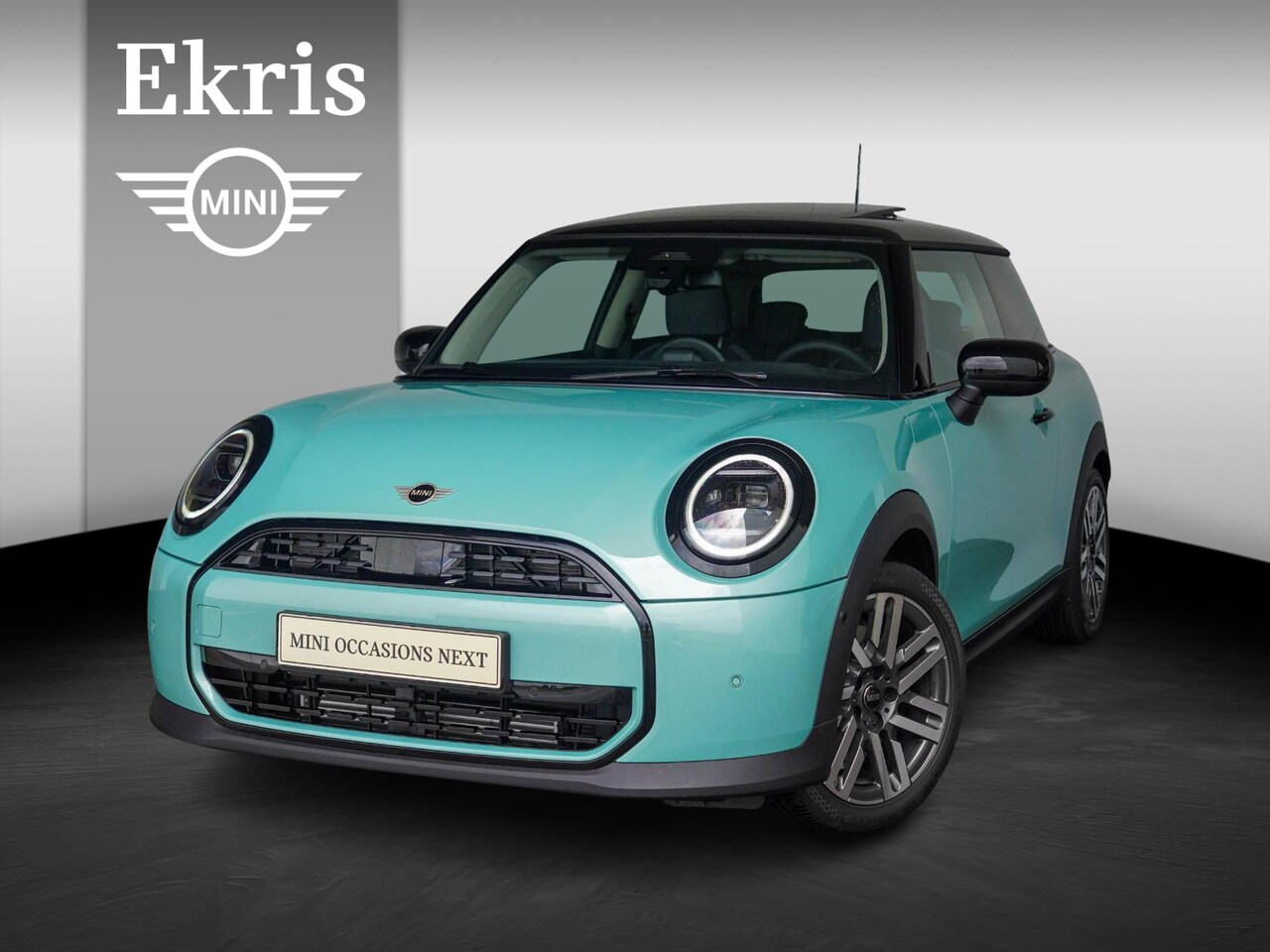 MINI Cooper - 3-deurs C Classic + M pakket + Panoramadak - AutoWereld.nl