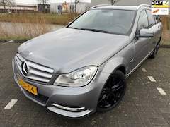 Mercedes-Benz C-klasse Estate - 180*NAVI*PARKEREN SENSOREN*ELKT-STOEL*APK*NAP*AIRCO*STOEL VERWARMING