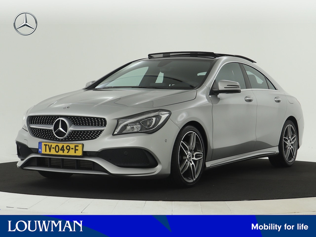 Mercedes-Benz CLA-Klasse - 180 Business Solution AMG | Panoramadak | Camera | Stoelverwarming | - AutoWereld.nl