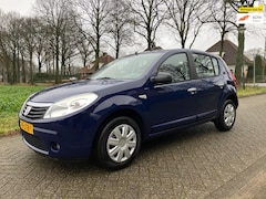 Dacia Sandero - 1.2 Lauréate MET AIRCO EN MEER ZEER MOOI