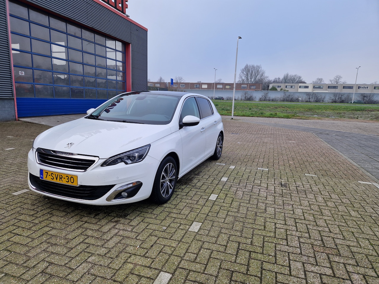 Peugeot 308 - 1.6 THP Première XENON/PANORAMA/NAVIGATIE - AutoWereld.nl