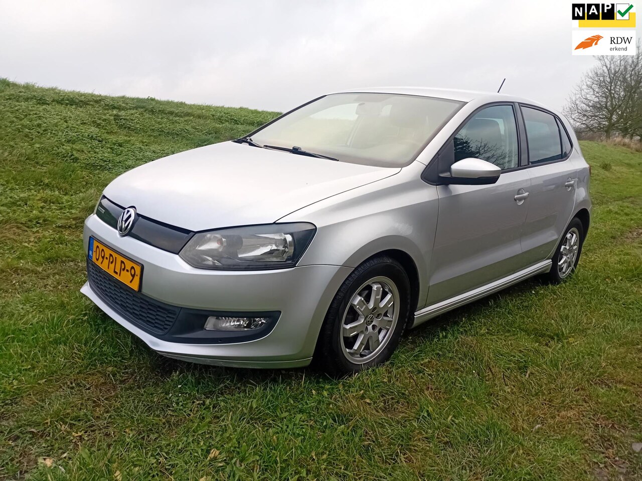 Volkswagen Polo - 1.2 TDI BlueMotion Highline Navigatie Leder 4 El. Ramen 204dkm NAP - AutoWereld.nl