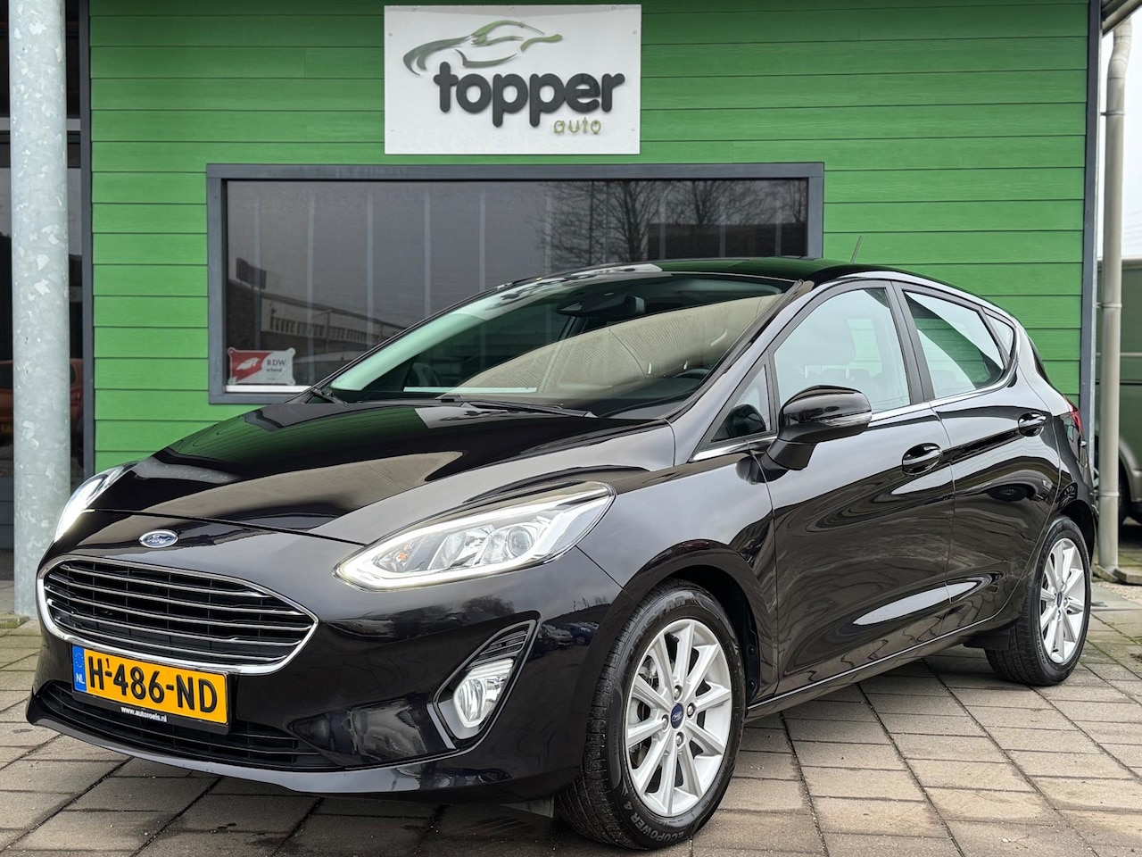 Ford Fiesta - 1.0 EcoBoost Titanium / Automaat / Navi / LED / PDC / - AutoWereld.nl