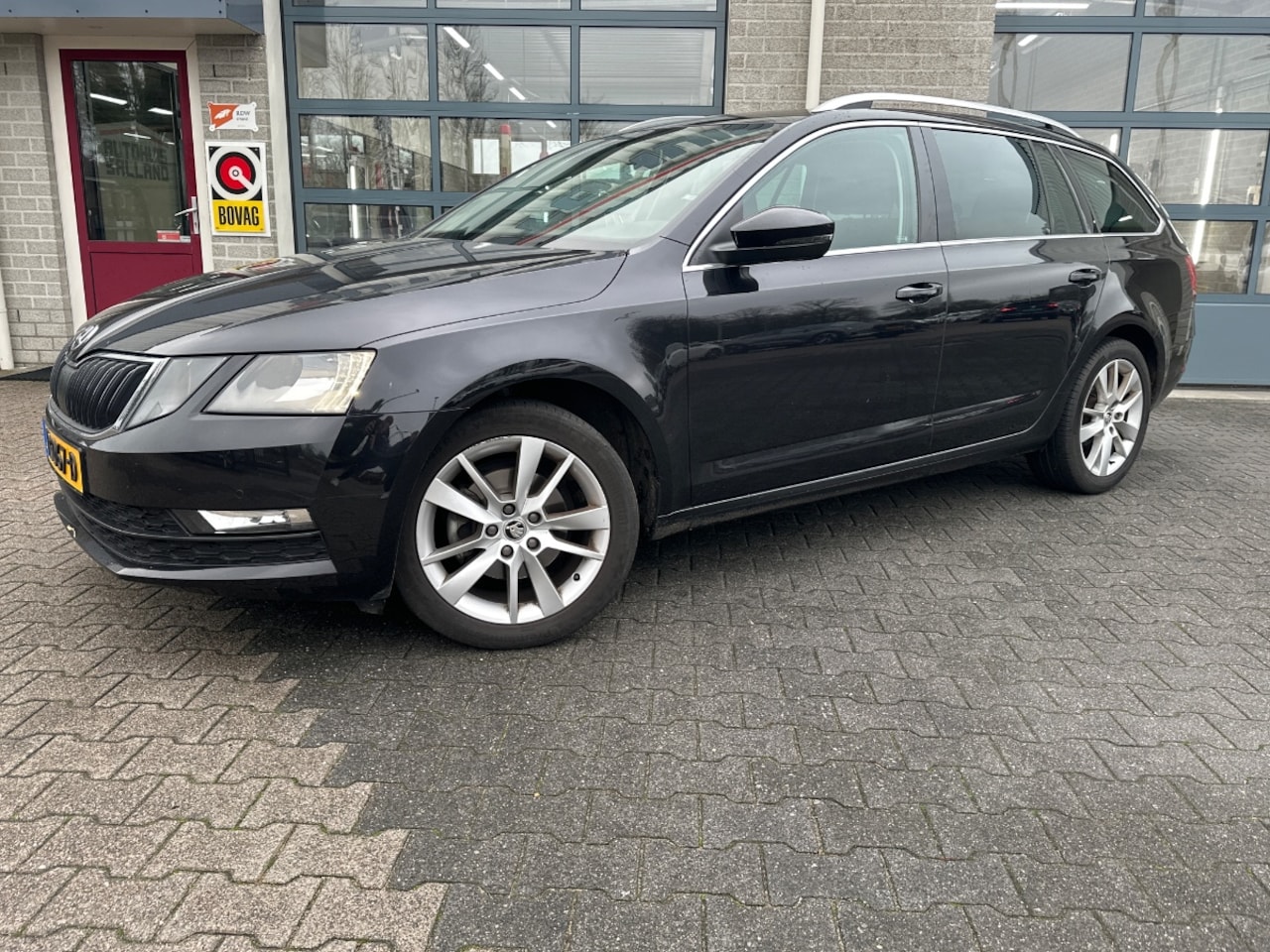 Skoda Octavia Combi - 1.0 TSI Greentech Ambition Business 1.0 TSI Greentech Ambition Business - AutoWereld.nl