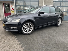 Skoda Octavia Combi - 1.0 TSI Greentech Ambition Business | TREKHAAK |