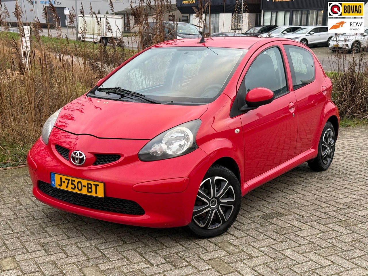 Toyota Aygo - 1.0-12V Airco Elektrische Ramen 5d Nieuwe Apk - AutoWereld.nl