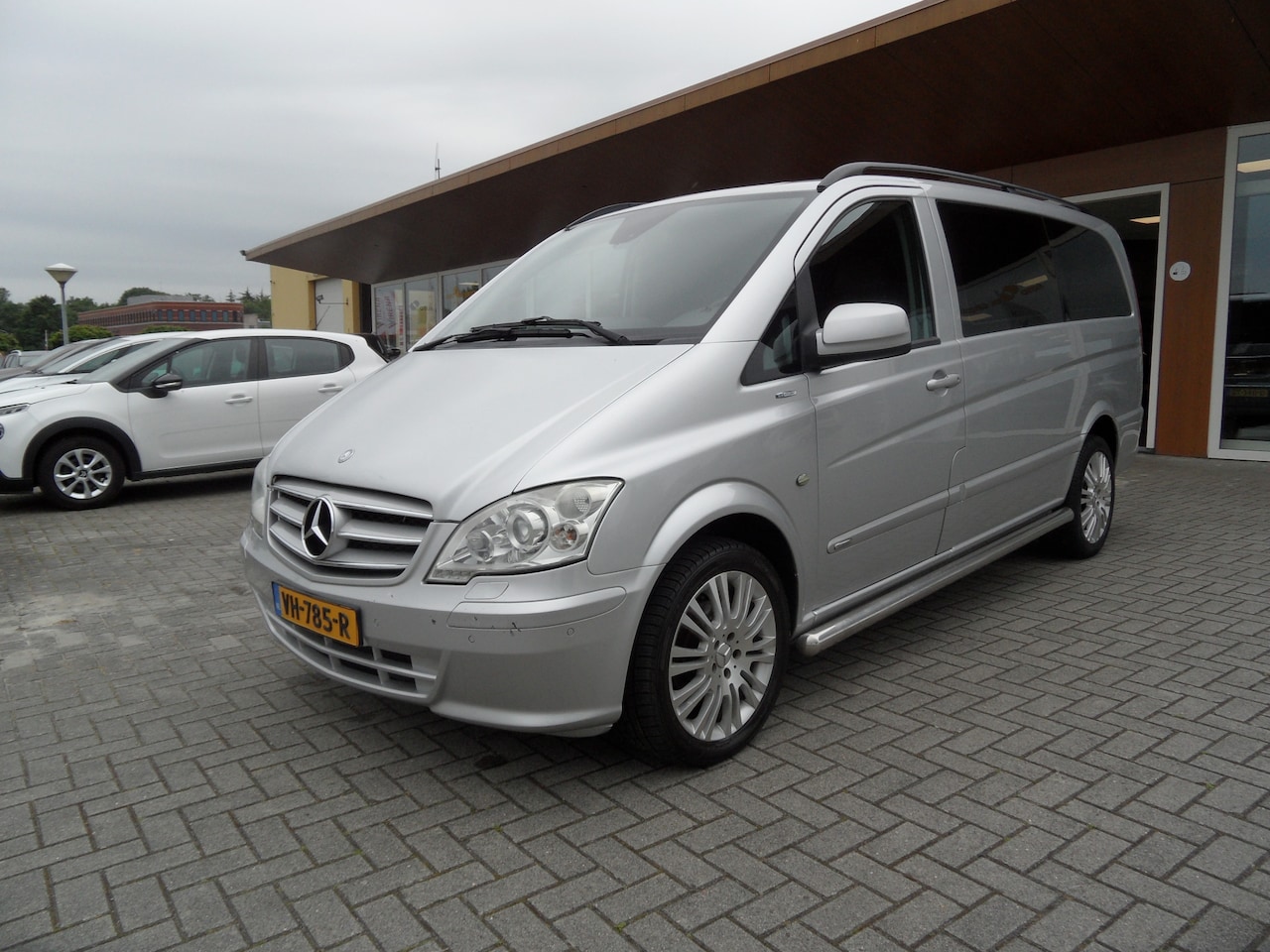 Mercedes-Benz Vito - 122 CDI 320 Lang DC Comfort Plus Automaat V6  Technisch Perfect - AutoWereld.nl