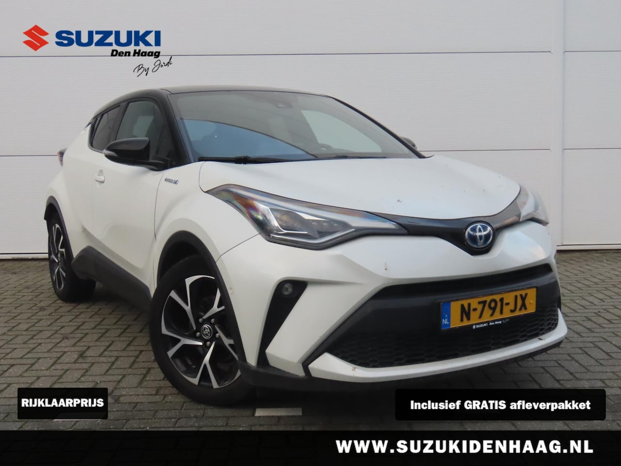 Toyota C-HR - 2.0 Hybrid Selection Limited Ediotion / Bi-Tone Leder-Alcantara / Elect comfort stoelen / - AutoWereld.nl