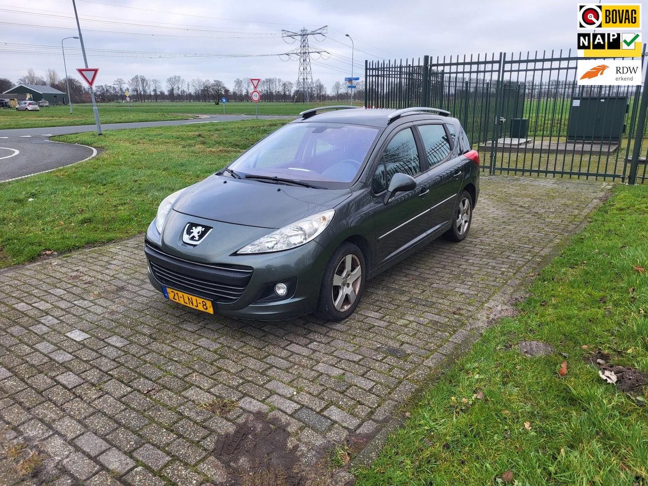 Peugeot 207 SW - 1.6 VTi XS 1.6 VTi XS - AutoWereld.nl