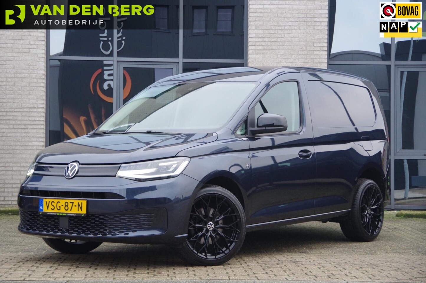 Volkswagen Caddy Cargo - 2.0 TDI 1st Edition 2.0 TDI 1ST Edition, 122PK AUT. LED, TREKHAAK, VIRTUAL, ADAPT. CRUISE, KEYLESS, CAMERA, NA - AutoWereld.nl