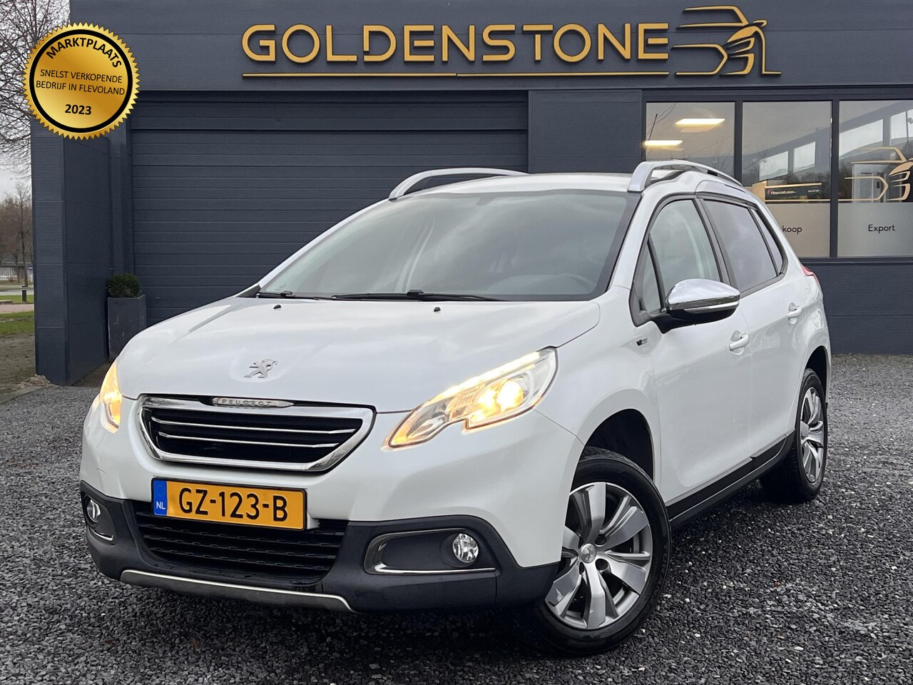 Peugeot 2008 - 1.2 PureTech Style 2e Eigenaar,Navi,Airco,Bluetooth,cruise,Elek ramen,PDC,LM velgen,N.A.P, - AutoWereld.nl