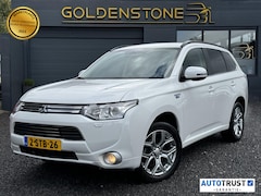 Mitsubishi Outlander - 2.0 PHEV Intense + Automaat, Navi, Clima, Cruise, Camera, Trekhaak, LM Velgen, N.A.P, APK