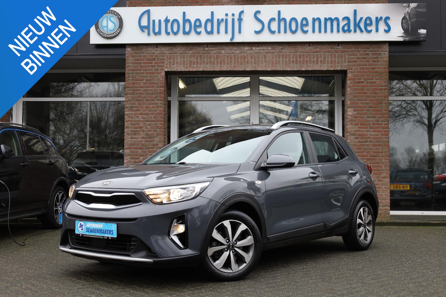 Kia Stonic - 1.0 T-GDi MHEV DynamicLine CAMERA NAVI CARPLAY DAB LMV RIJBAAN CRUISE CLIMA PDC - AutoWereld.nl