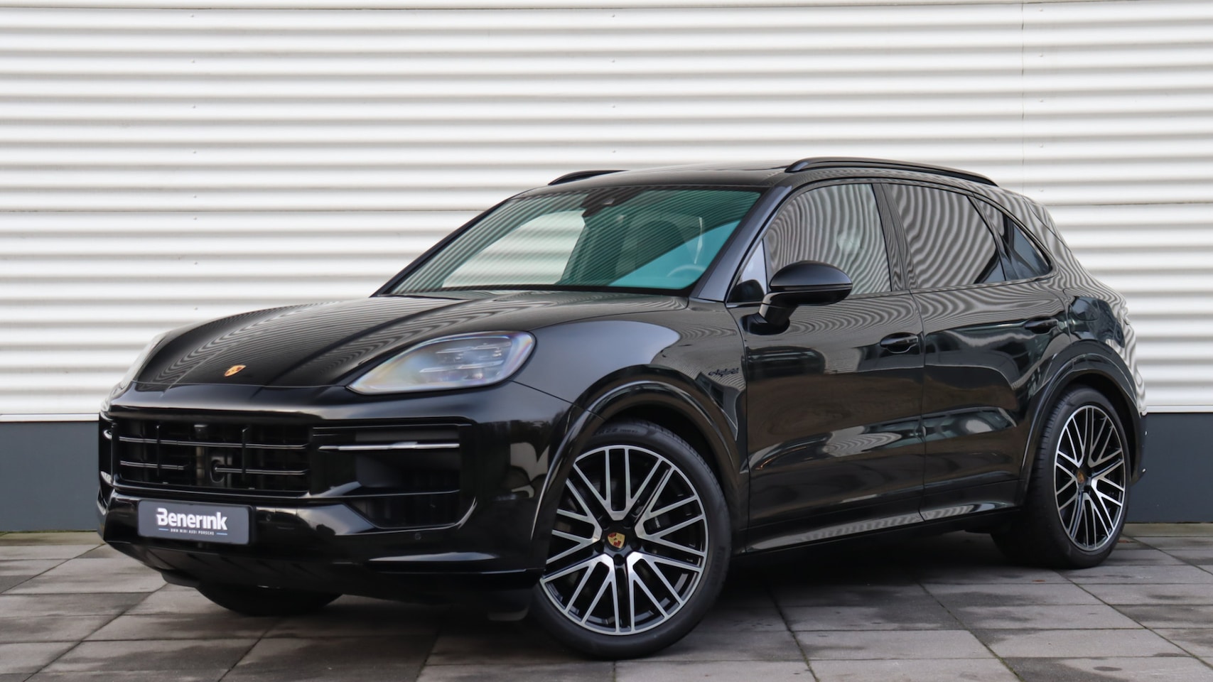 Porsche Cayenne - 3.0 E-Hybrid SportDesign | Achterasbesturing | Panoramadak | HD Matrix | BOSE Sound | Trek - AutoWereld.nl