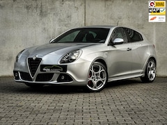 Alfa Romeo Giulietta - 1.7 TBi Quadrifoglio Verde | Clima | Cruise | H.Leder | PDC | Metalic | Mooi |