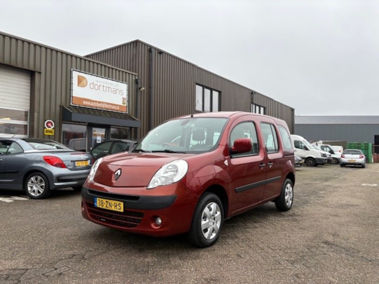 Renault Kangoo Family - 1.6-16V Privilège 1.6-16V Privilège - AutoWereld.nl