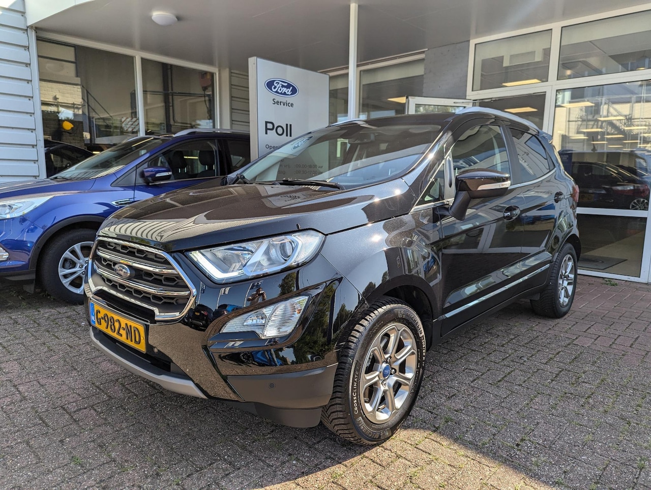 Ford EcoSport - 125pk EcoB. Titanium B&O Navi Camera Trekhaak Winter Parking pack Dode hoek detectie Deale - AutoWereld.nl