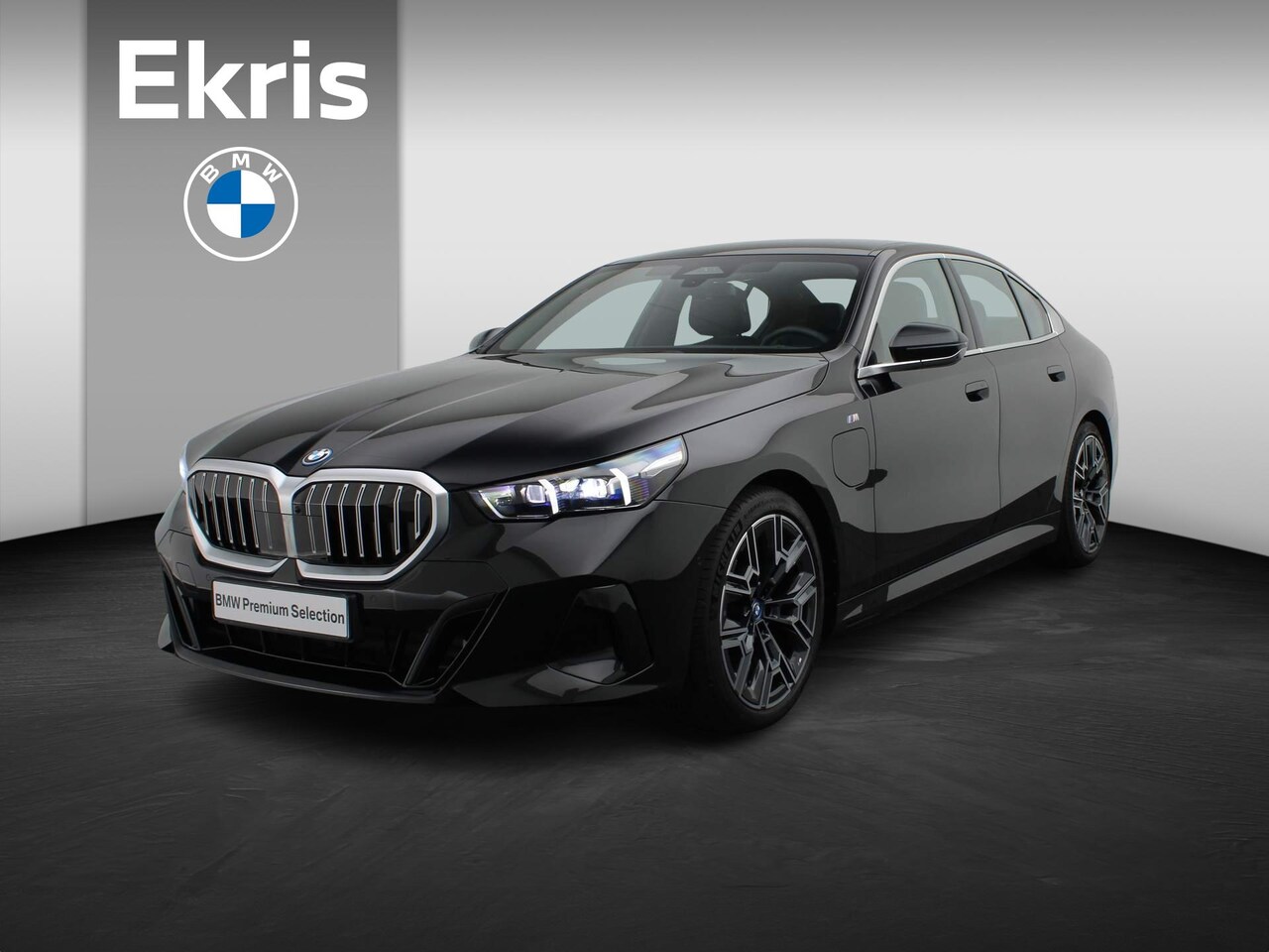 BMW 5-serie - Sedan 530e M Sportpakket | Innovation Pack | Travel Pack | Comfort Pack| Stuurwielrand Ver - AutoWereld.nl