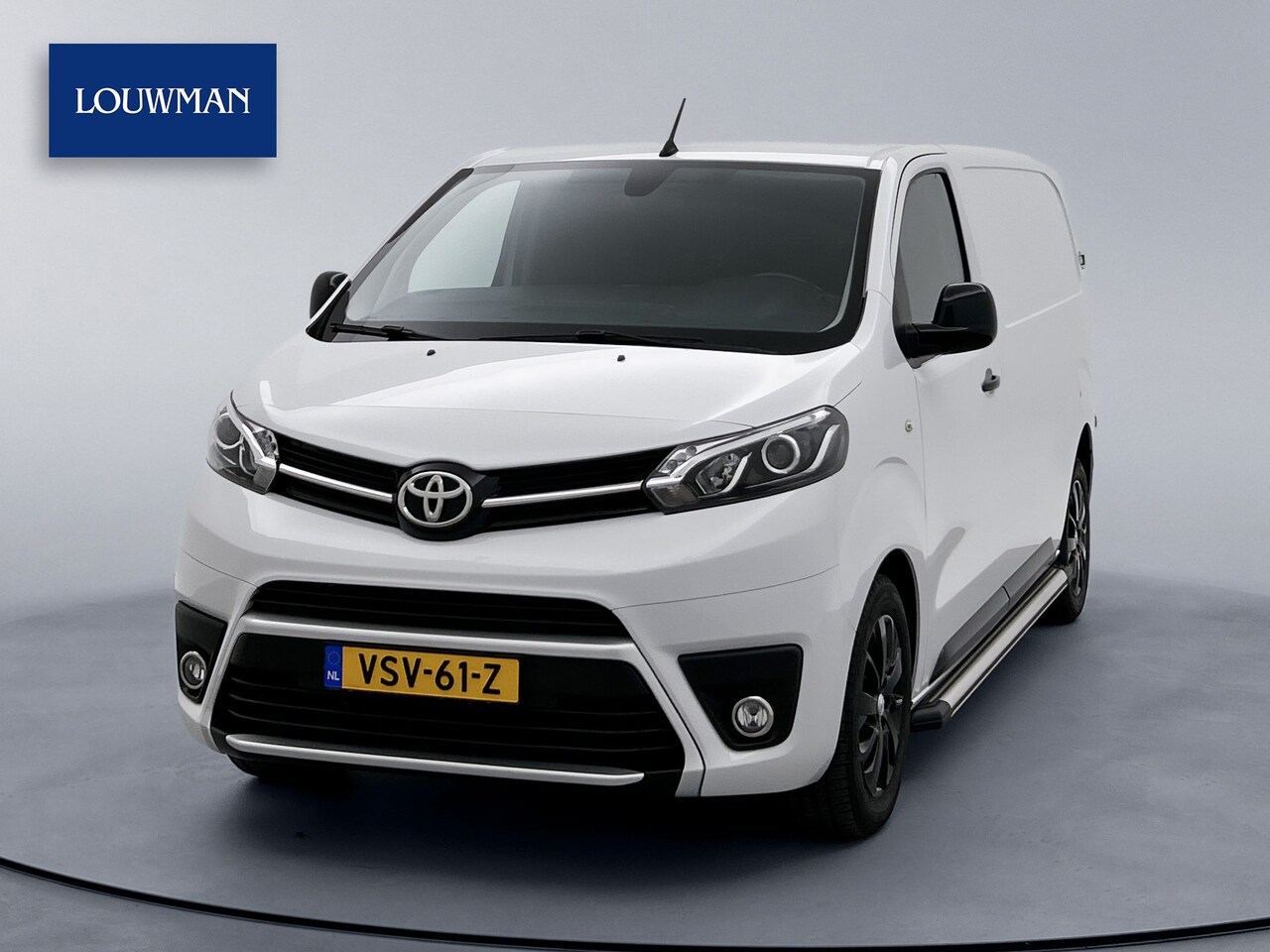 Toyota PROACE Long Worker - 2.0 D-4D Automaat Navigatie Trekhaak Betimmering Cruise Control - AutoWereld.nl