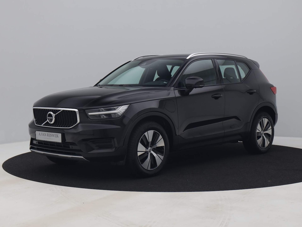 Volvo XC40 - 1.5 T5 Twin Engine Momentum Pro | 360° | ADAPTIVE - AutoWereld.nl